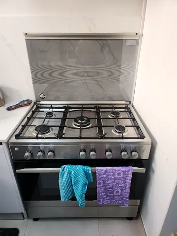 Cooker