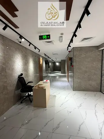 Prime apartment for rent – ​​New building in Al Aaliyah, directly on Sheikh Mohammed Bin Zayed Road – Spacious separate bedroom and living room, 2 bat