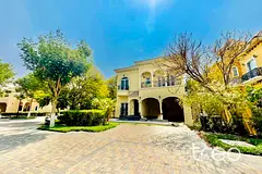 Large Villa Ready Now