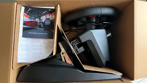 Logitech G29 Driving Force Racing Wheel and Floor Pedals