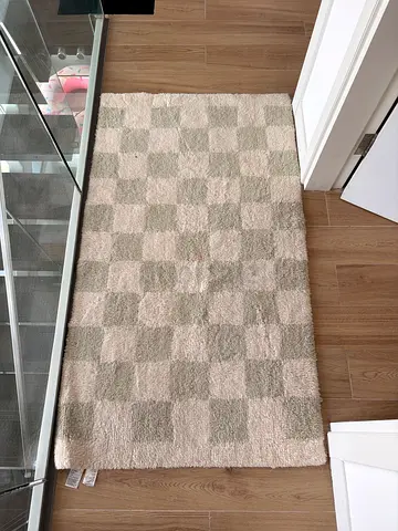 Beige Checkered Soft Hallway Rug - Good Condition