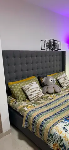 King Size Bed (180x200cm)