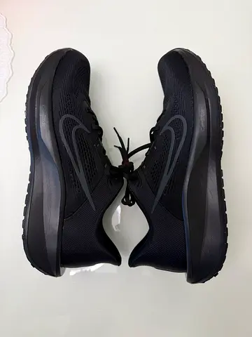 Nike Running Shoes - ComfiRide (Quest 6)