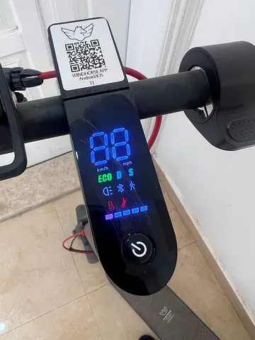 Electric Scooter with Digital Display — Good Working Condition