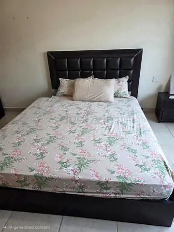 Double bed with hydraulic storage, used - good condition without matress