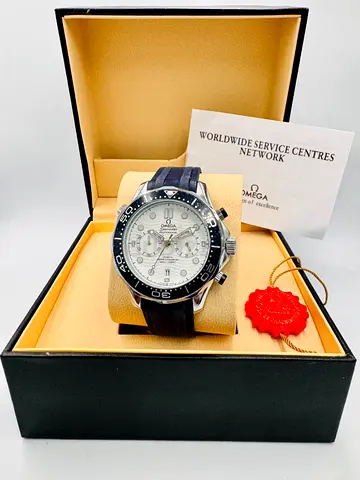 Omega watch for men with chrono sporty watch