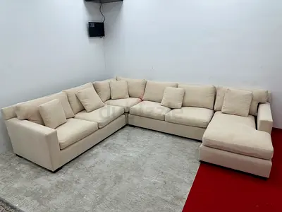 High quality cratebarrel beige color Ushape sofa