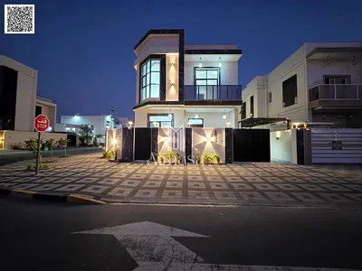 Modern cornar villa on a main street, parking space for 10 cars.