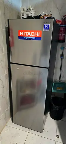 Hitachi Refrigerator-Freezer R-H330PUK7K – Stainless Steel