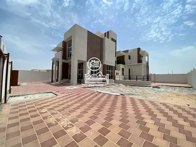 Brand new 6 bed villa for Rent in Riyad city