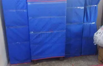 FULL HOUSE SHIFTING SPECIALISTS
PACKING • LOADING • RELOCATION SAFE TRANSPORT