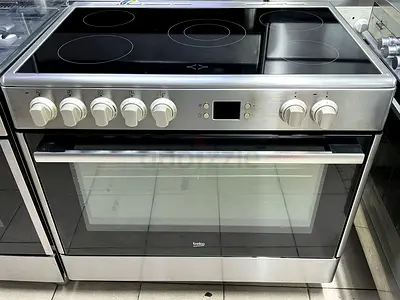 Beko brand cooker electric stove top 5 burnal very good condition and everything