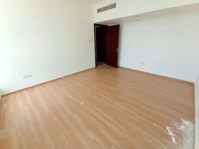 iEnglish: A distinctive apartment in a beautiful location near all services, with 2 bedrooms, a hall, and 2 bathrooms, suitable for families, availabl