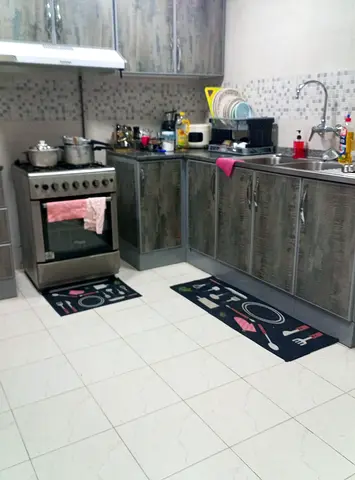 4 burner stove in good condition