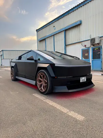 Tesla Cyberturck CYBERTRON KIT 7/10