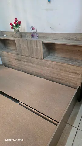 Home box king size bed