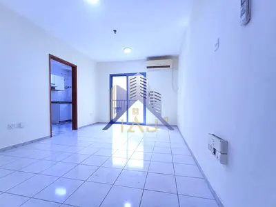 STUDIO APARTMENT AVAILABLE NEAR BURJMAN & SHARAF DG METRO STSTION