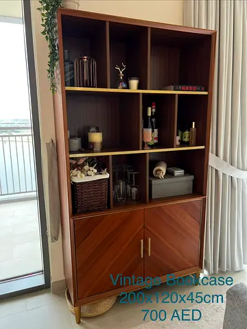 Vintage Wooden Bookcase / Display Cabinet - 200x120x45cm