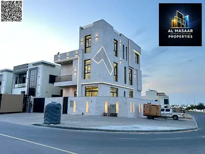 Classic villa with a luxurious rooftop terrace, price includes registration and ownership fees, neg