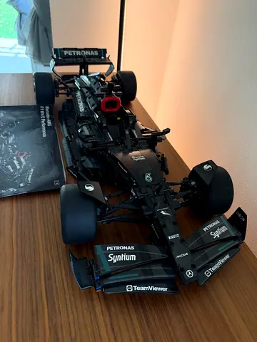 Lego Technic Formula 1 Mercedes-AMG Petronas F1 Model Car - Black Livery Collectible