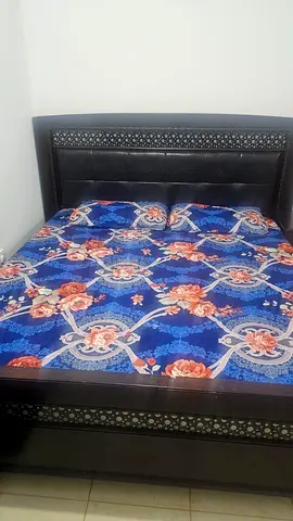 Bed with waldrobtfor Sale
