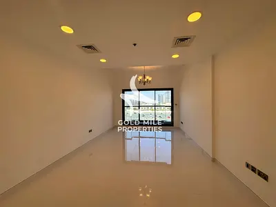 Modern Luxury 1BR + Study | Walk to Metro | 15 days free