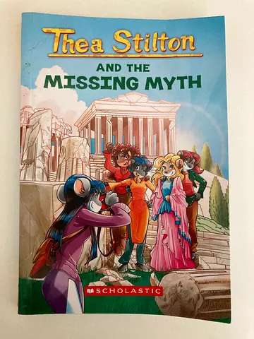 Thea Stilton and the Missing Myth (Scholastic) - Paperback