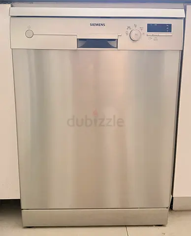Siemens 5 Programs 12 Place Settings, Free Standing Dishwasher, Silver Sn25D800Gc.