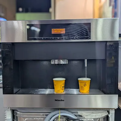 Built-in Miele Automatic Coffee Machine – Stainless Steel, Good Working Condition
