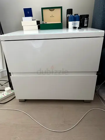 Bed side table