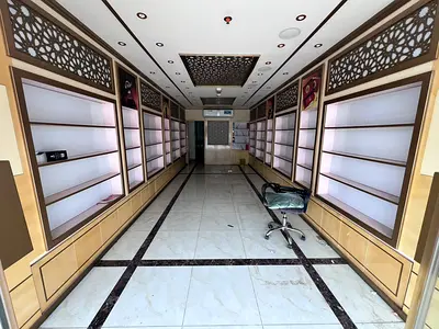 محل للايجار السنوي الروضه 3 شارع الشيخ عمار