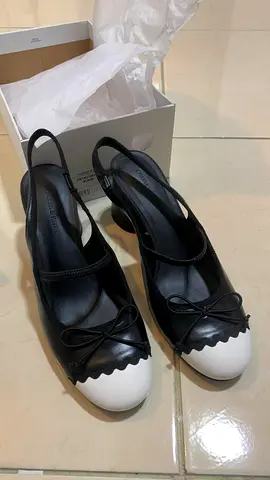 Slingback pumps/mary janes