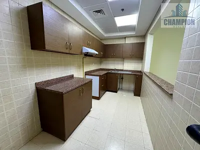 SUNNY 2BHK APARTMENT WITH BIG ROOMS AND BALCONY FREE PARKING