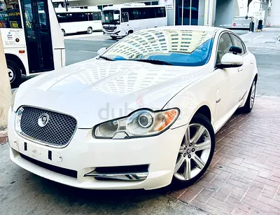 2010 XF LUXURY V6-SUPER LOW KMS-GCC NO ACCIDENT-SERVICE HISTORY-SMOOTH DRIVING-EVERYTHING is PERFECT