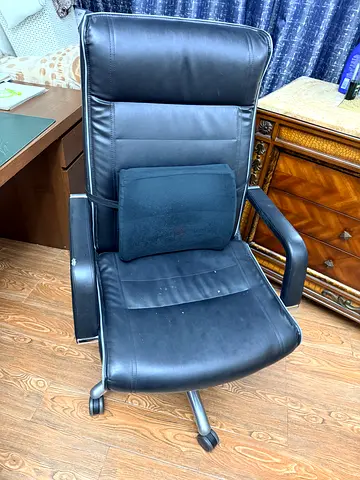 Black Leather Reclining Office/Accent Chair with Wheels