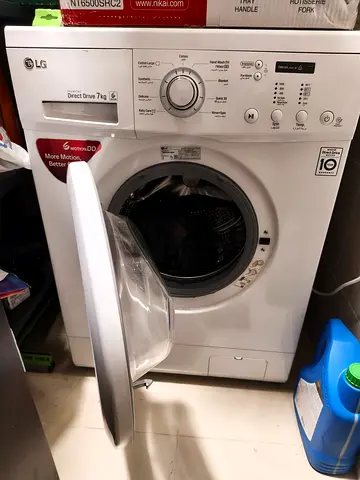 LG Front Load Washing Machine 7kg - Good Working Condition