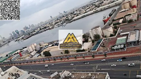 شقة مميزة للبيع في لؤلؤة عجمان، بإطلالة رائعة على الخور، بمساحة جيدة وموقع حيوي قريب من جميع الخدمات.