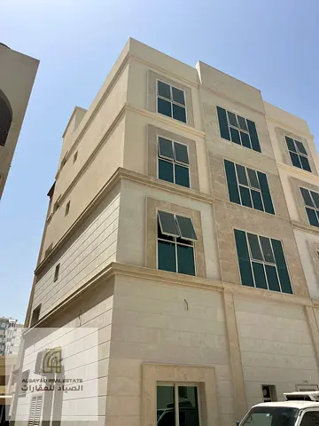 bulding for sale in botina