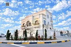 Luxury villa, prime location, freehold ownership, negotiable