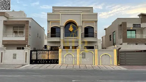 Luxury villa for sale in Al Yasmin, with two facades (front and back) | Ground floor + First floor + Roof | 6 master bedrooms with the possibility of