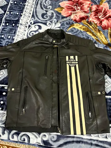 Brand New Black Harley-Davidson Leather Motorcycle Jacket with Cream Racing Stripes - Mens 3XL