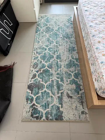 Runner carpet