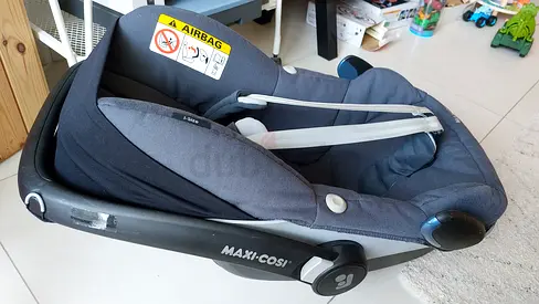 Infant car seat Maxi Cosi