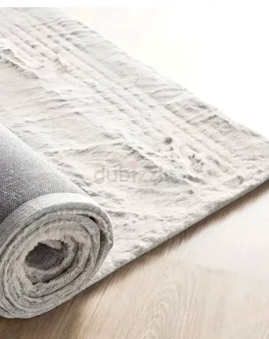 Rug 200x290cm - Brand New