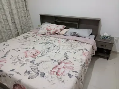 Queen size bedroom set