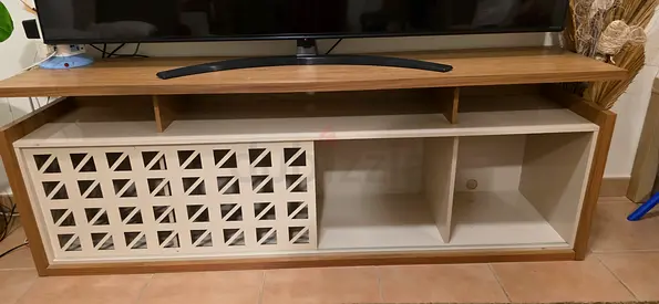 Wooden TV Stand / 160w×d37xh57 Entertainment Unit with Decorative Sliding Panel