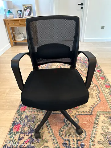 Comfortable Black Mesh Office Chair - Good Condition