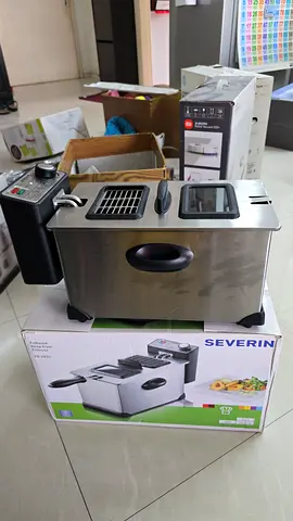 Severin Stainless Steel Deep Fryer - 3L, Used Once