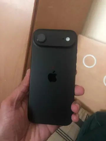 iPhone Air 17 - 256gb 16 gb