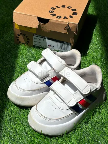 Adidas White “Bubble” Shoes - Toddler / Kids (3-4 years)